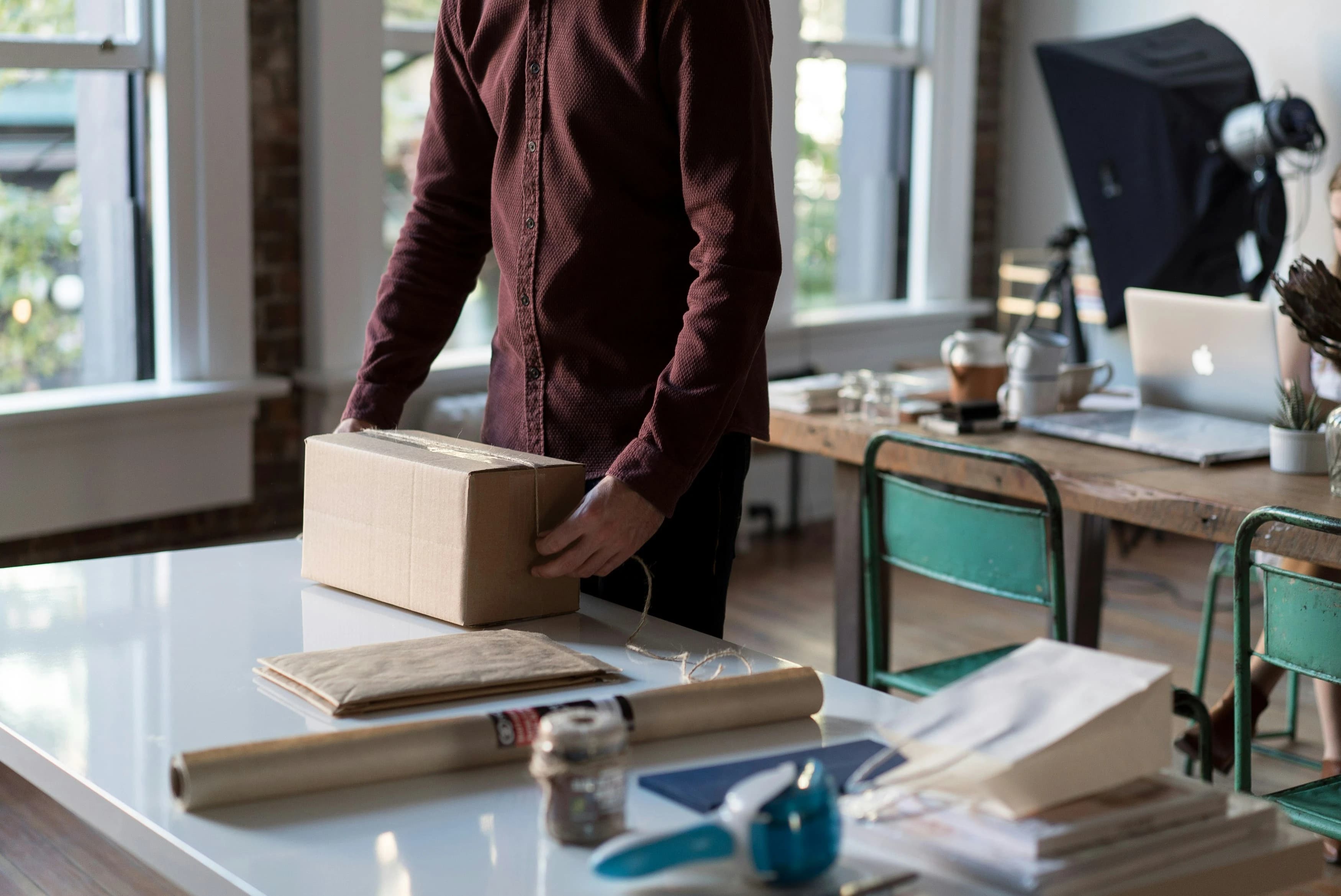 The Future of Ecommerce: How a Virtual Ecommerce Assistant Can Transform Your Online Business